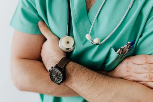 Narayana Health has launched “InsidER,” its first Indian medical documentary series, on Jio Platforms. Narayana Health